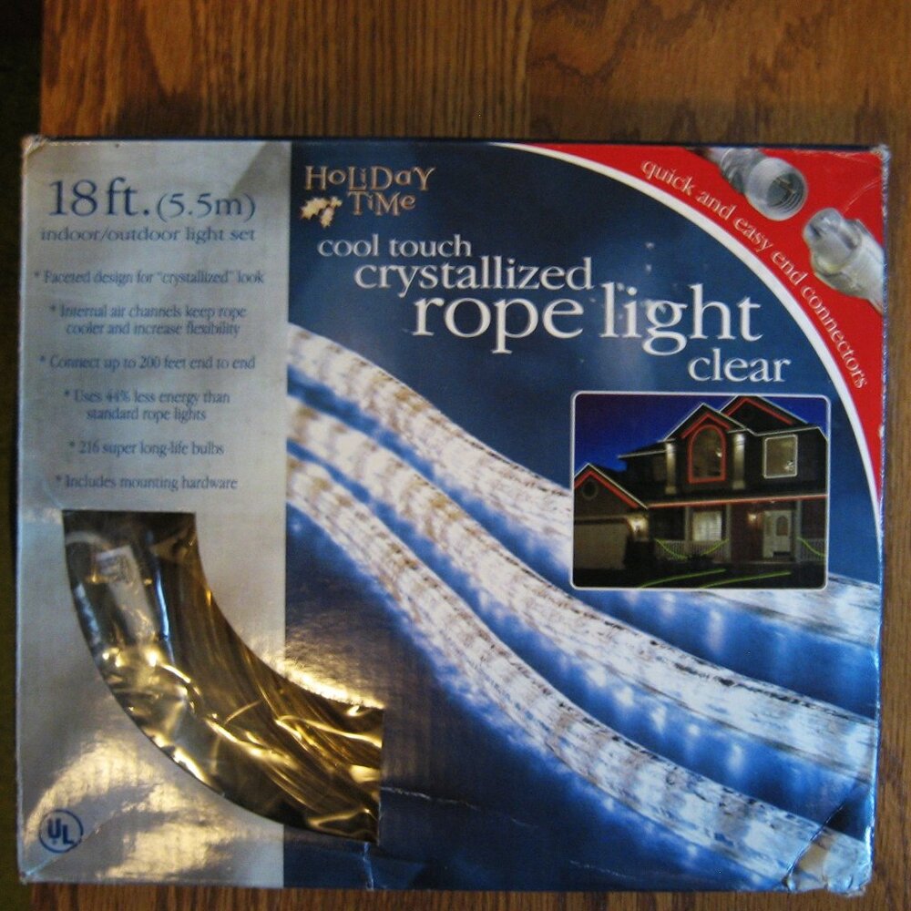 NOS Holiday Time Cool Touch Crystallized Rope Light Clear 18ft.